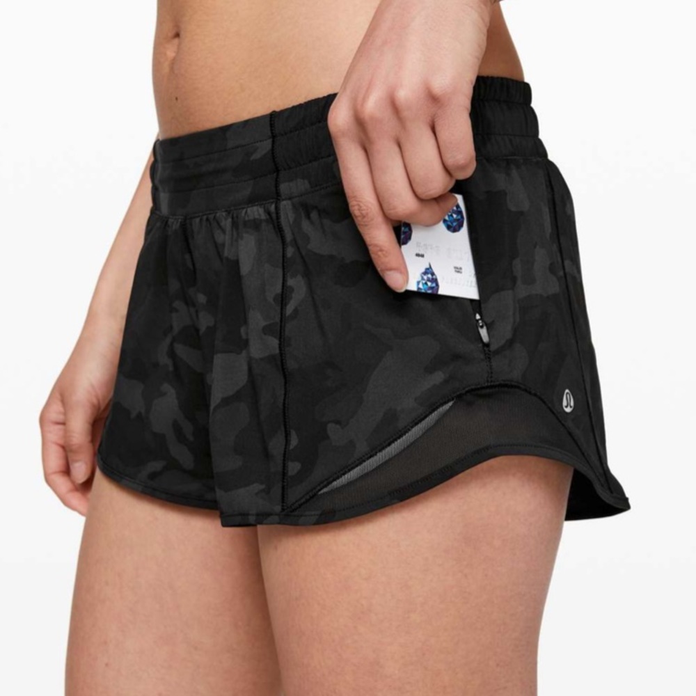 Lululemon Hotty Hot Short II